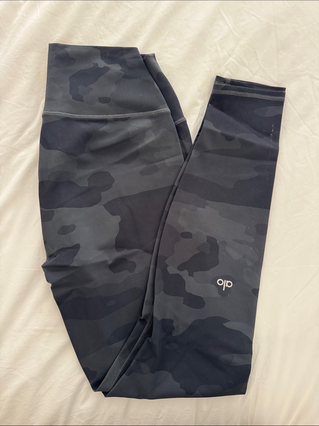 Alo Yoga Black Camo High-Waist Leggings